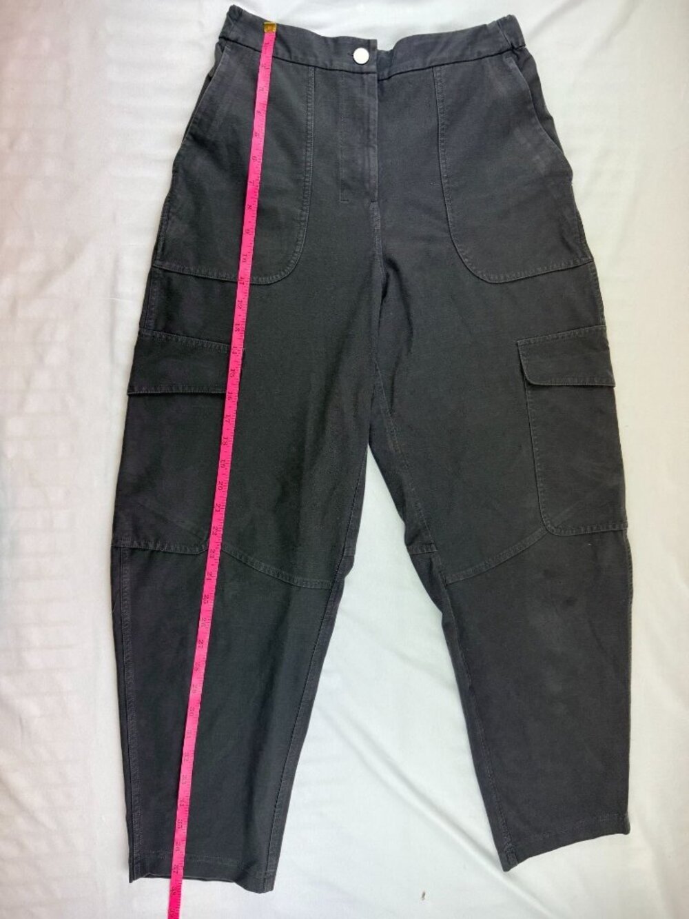 Lululemon Light Utilitech Cargo Pocket High-Rise Crop Size 27 in Graphite Grey - Picture 8 of 10